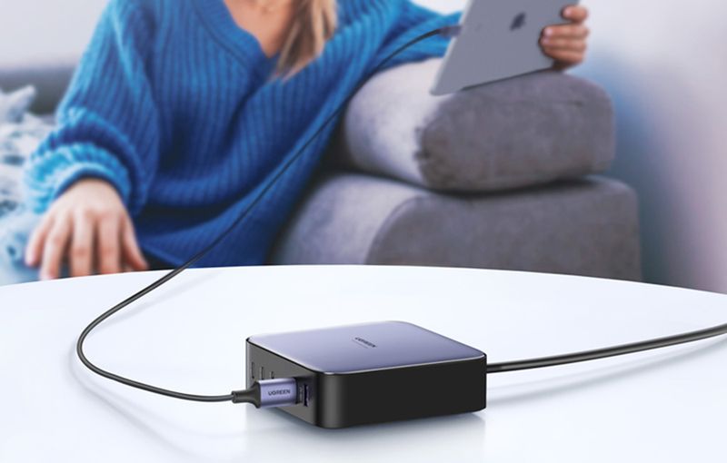 Ładowarka sieciowa UGREEN  CD271 2xUSB-A, 4xUSB-C, GaN, 200W (czarny) zdjęcie 1