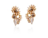 kolczyki delikatne, perłowe kwiatuszki z kolekcji blossom (p8155au/per)