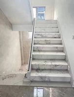 Płytki na schody 120x30 BIAŁY KAMIEŃ mat ŻYŁKI