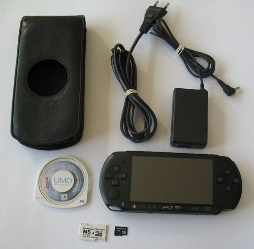KONSOLA PSP E1004 + 4GB POKROWIEC GRA na Arena.pl