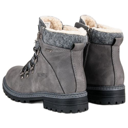 Traperki r.39 na Arena.pl