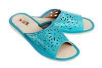 Przewiewne damskie pantofle z ażurowym wzorem pw077 niebieski Obuwie 40