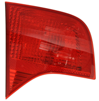 Audi A4 B7 Lampa tylna wewnetrzna Lewa sedan