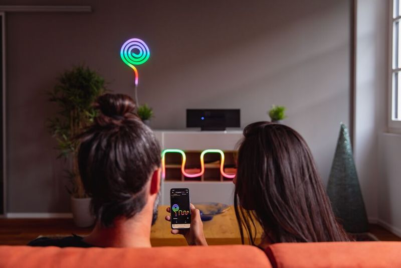 Inteligentna listwa Twinkly Flex 192 LED RGB - 2 m zdjęcie 3