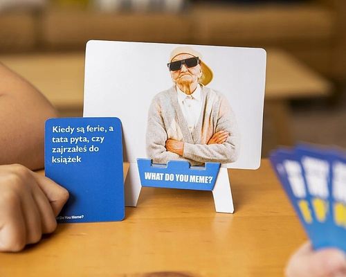 What Do You Meme? Gra familijna na Arena.pl