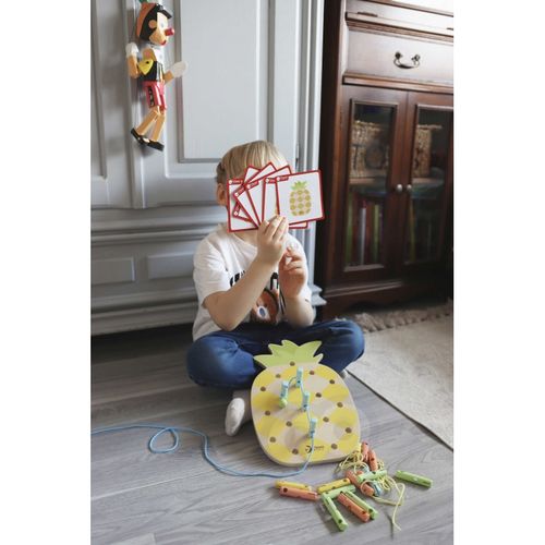 CLASSIC WORLD Wooden Threader Pineapple Pegs 21 pcs. na Arena.pl