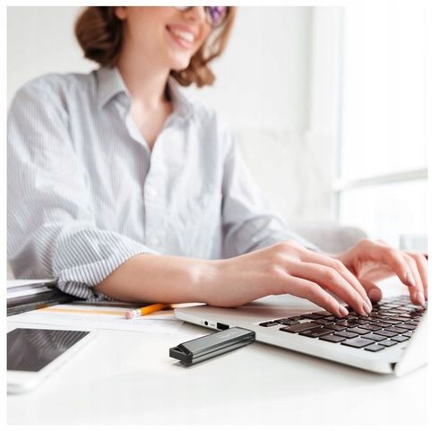 Pendrive Adata Elite UE800 256GB USB 3.2 Type-C - Szybki Transfer Danych na Arena.pl