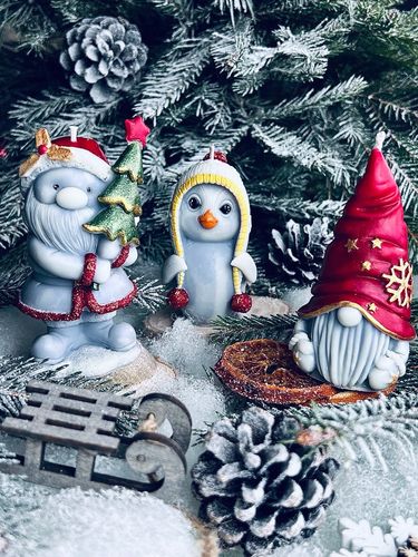 ŚWIECA Z WOSKU PSZCZELEGO ŚWIĘTY MIKOŁAJ Z CHOINKĄ 1 SZT na Arena.pl