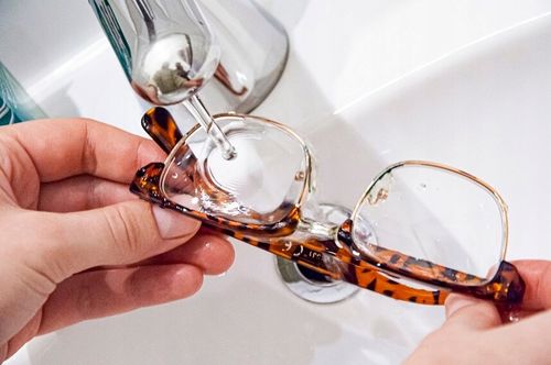 Innowacyjny Japoński SZAMPON DO OKULARÓW o zapachu Kwiatowym - 200ml SOFT99 na Arena.pl