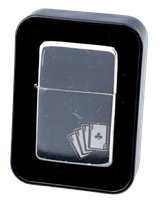 Zapalniczka Benzynowa w Opakowaniu na Prezent z Gotowym Grawerem Asa