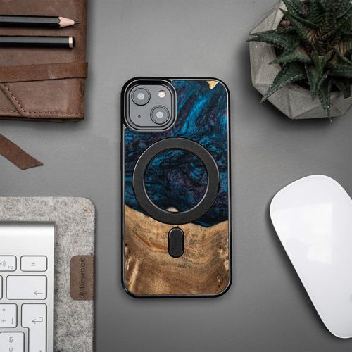 etui bewood unique do iphone 15 - planets neptun z magsafe na Arena.pl