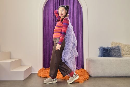 Crocs Damskie Ciepłe Kapcie Domowe Classic Unfurgettable 211116 Clog 36-37 na Arena.pl