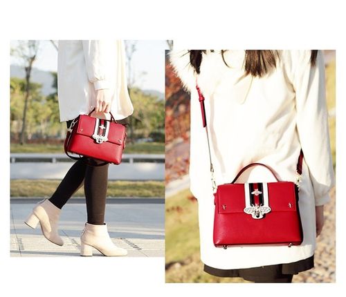 Oryginalny kuferek ecru na Arena.pl