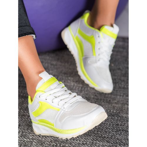 Wiązane Białe Buty r.39 na Arena.pl