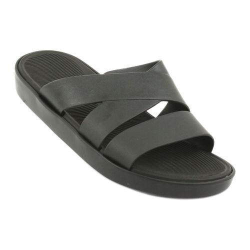 Klapki na platformie czarne r.41 na Arena.pl