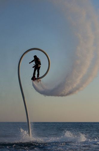 FlyBoard - ewolucja w wodzie na Arena.pl