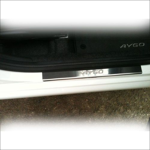 Listwa progowa TOYOTA AYGO MK1 Stal nierdzewna 304 połysk 4szt na Arena.pl