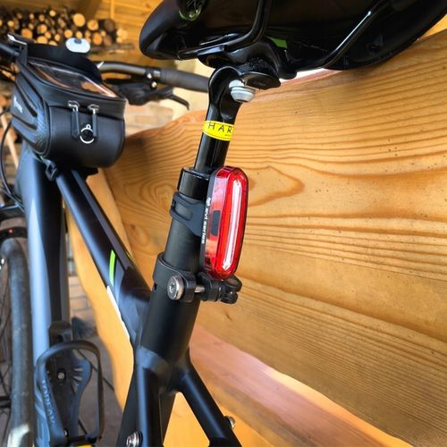 Lampka rowerowa światło TYŁ pod siedzenie iLIGHT PRO REAR 15H - USB-C na Arena.pl