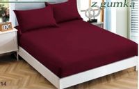 Burgundowe prześcieradło na gumkę