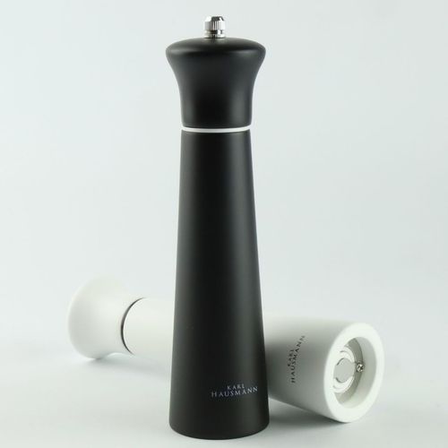 ZESTAW RĘCZNYCH MŁYNKÓW DO MIELENIA SOLI PIEPRZU PRZYPRAW BIAŁY I CZARNY na Arena.pl