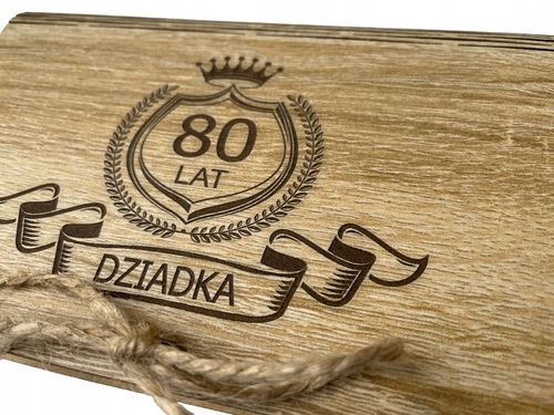 PUDEŁKO NA PIENIĄDZE PREZENT NA ROCZNICĘ URODZINY 18-40-100 LAT HD-KOLORY na Arena.pl