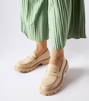 Beżowe eleganckie mokasyny Puccianiello 40