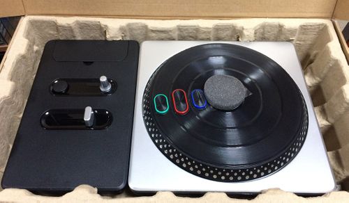 Nowy Mikser DJ HERO + Gra PS3 na Arena.pl