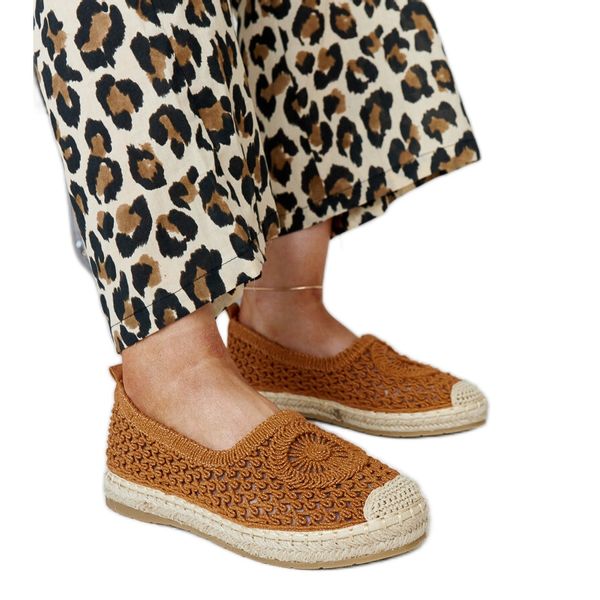 Brązowe haftowane espadryle r.38 zdjęcie 1