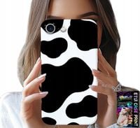 ETUI DO IPHONE 16e - CZARNO - BIAŁE ŁATY KROWA, MODNE WZORY