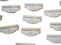 przywieszka drewniana 20szt pamiątka z gór  4,5 x 1,5 cm