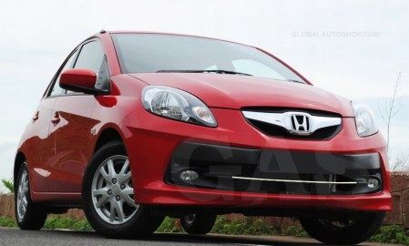 Honda Brio -Chromowane Listwy Grill Chrom Atrapy Zderzaka Tuning zdjęcie 1