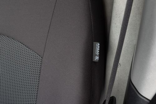 Pokrowce 3 osoby do Renault Trafic 2001-2014 na Arena.pl