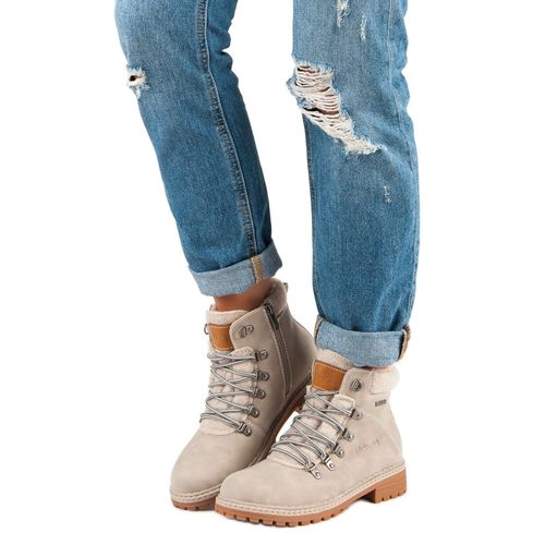 Traperki r.38 na Arena.pl