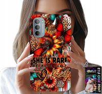 ETUI DO MOTOROLA G31 / G41 - SHE IS RARE, SŁONECZNIKI, KWIATY, MOTYLE