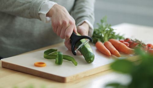 Obierak FISKARS 1016122 Functional form na Arena.pl