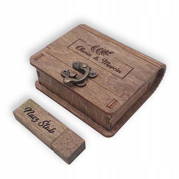 Pendrive 32GB 3,0 + Drewniane pudełko + GRAWER zdjęcie 1