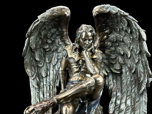 UPADŁY ANIOŁ – LUCYFER VERONESE (WU76316A4) na Arena.pl