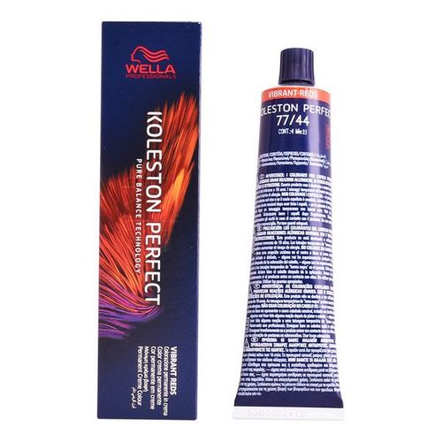 Trwała Koloryzacja Vibrant Reds Wella na Arena.pl