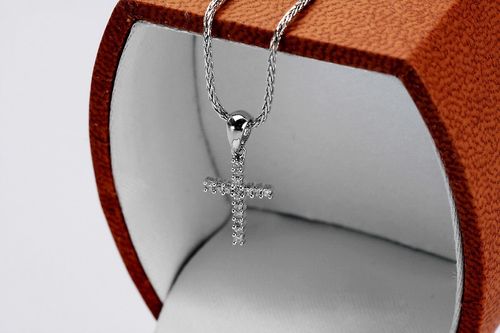 Złoty wisiorek WBD1904 - Diament na Arena.pl