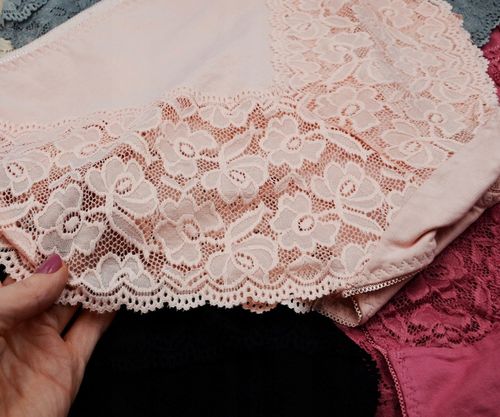 Majtki Damskie Bawełniane Koronkowe Wysoki Stan Wygodne Kobiece 4-PAK XL na Arena.pl