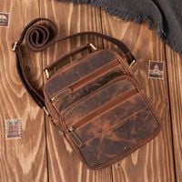 saszetka męska na ramię skórzana vintage do pracy praktyczna
