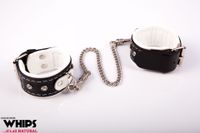 kajdanki   kajdanki damskie na ręce białe