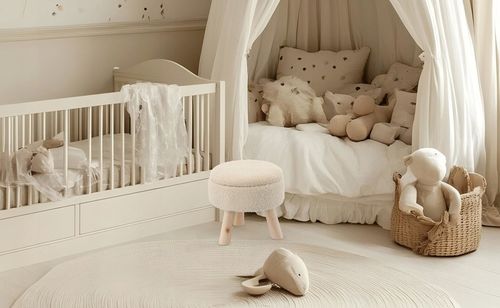 PUFA PUF OKRĄGŁA NA DREWNIANYCH NÓŻKACH ZE SCHOWKIEM DO SALONU BEŻOWA na Arena.pl