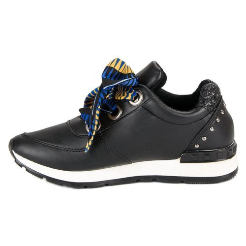 Modne wiązane trampki r.40 na Arena.pl