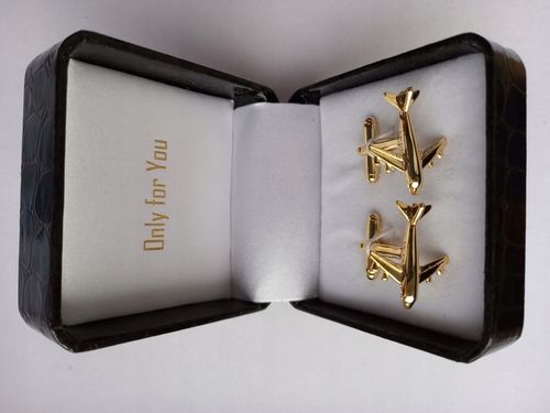 Złote spinki do mankietów Samolot Boeing 737 Lot na Arena.pl