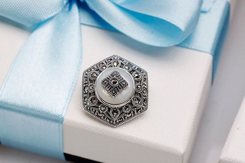 Srebrna broszka RDM3228 - Markazyty na Arena.pl