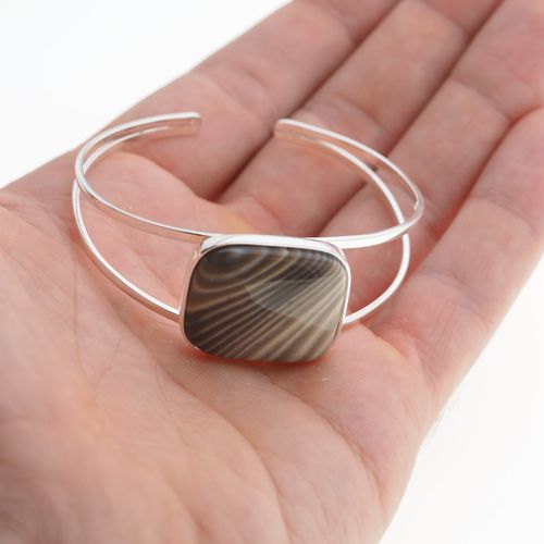 Bransoletka sztywna - Krzemień Pasiasty prostokąt i srebro 1 na Arena.pl