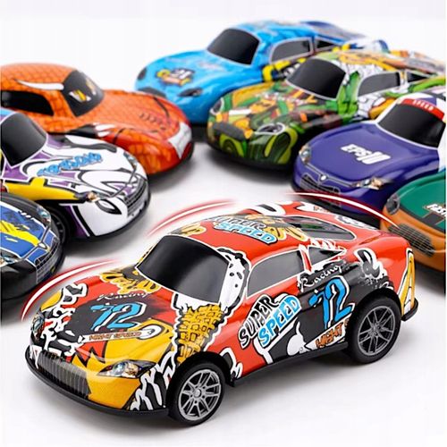 SAMOCHODZIKI Z NAPĘDEM 50 RESORAKI KUFEREK AUTKA METALOWE SAMOCHODY MAPA na Arena.pl