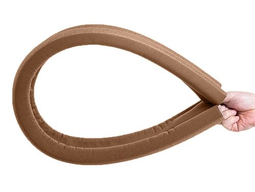 Uszczelka antyprzeciągowa na przeciąg pod drzwi zatrzymuje zimno brązowy na Arena.pl