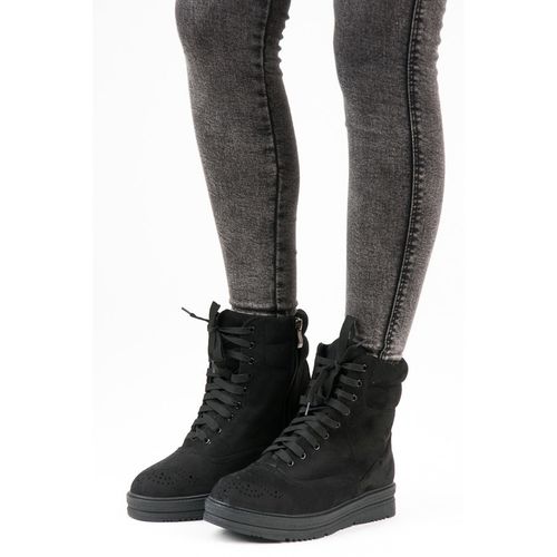 Wiązane Botki Na Platformie r.40 na Arena.pl